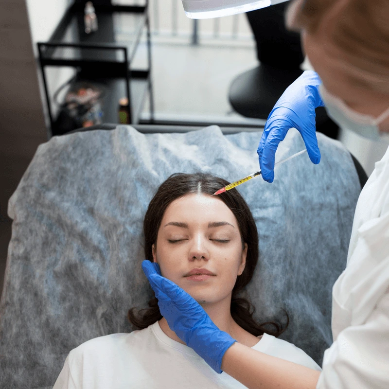 patient receiving forehead botox